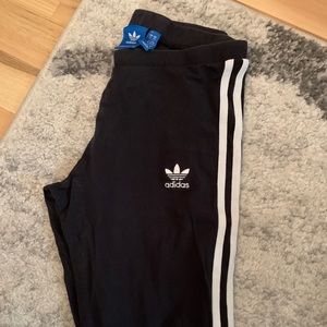 Adidas 3 stripe leggings
